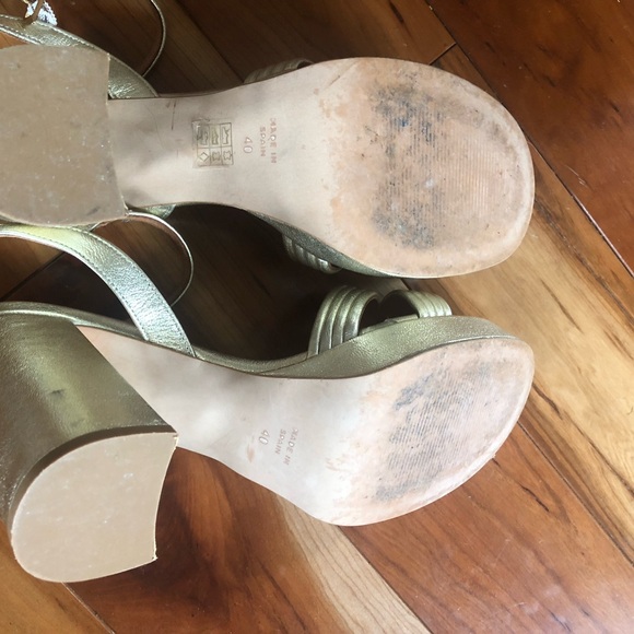 Gold platform heels - Picture 5 of 6